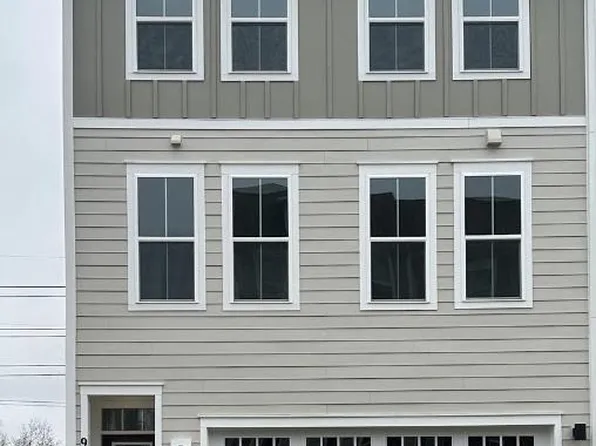 9654 Killenney Pl, Waldorf, MD 20601