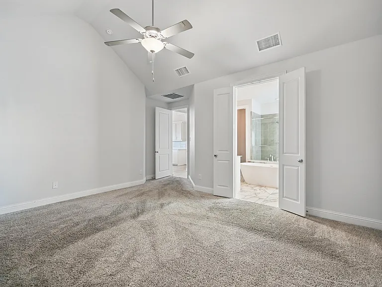 3010 Barefoot Ln — Photo 19