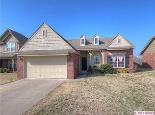 208 Dp Newman Cir, Kiefer, OK 74041