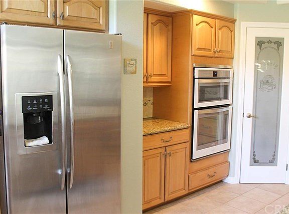 5th image of 24452 New Haven Dr