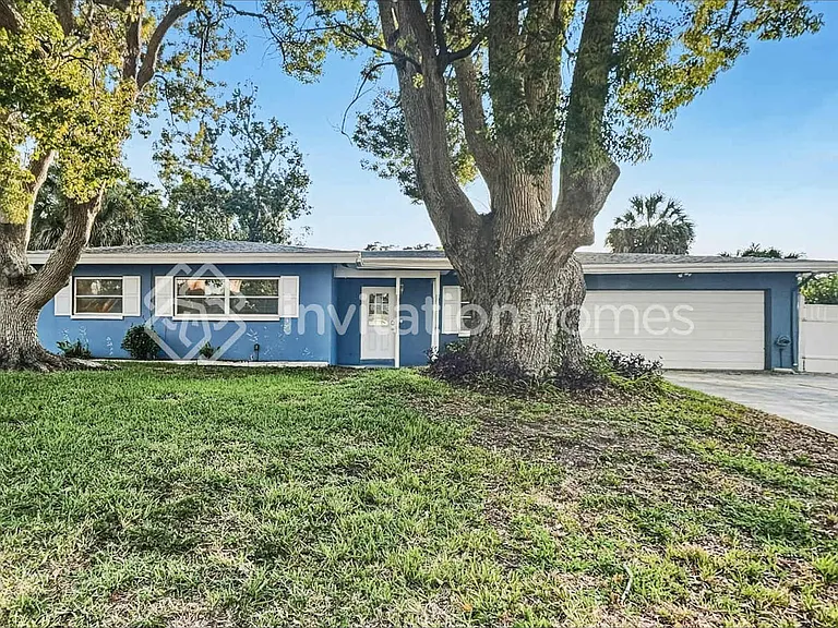 12160 Croft Dr — Photo 1