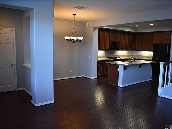 3rd image of 28614 Pietro Dr