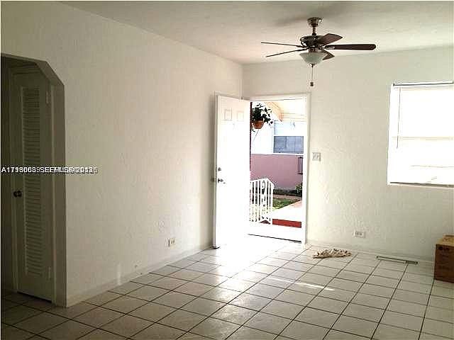 1st image of 1903 Thomas St #1-8