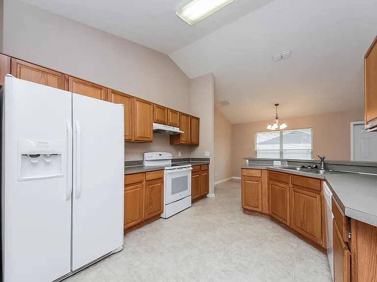 2151 Antler Dr — Photo 13