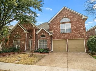 314 Riverwalk Ln, Irving, TX 75063