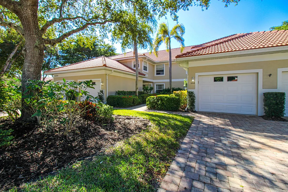 Building Photo - 5330 Andover Dr #102