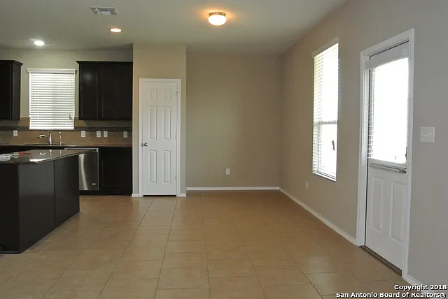 12843 Limestone Way — Photo 8