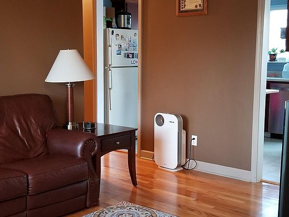 3rd image of 21407 Parkway St