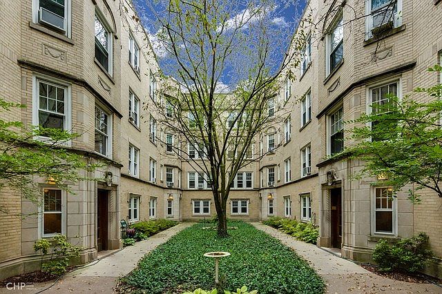 1st image of 1441 W Elmdale Ave #3S