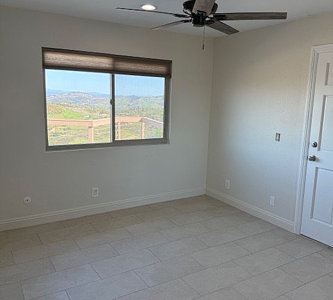 4th image of 30710 Rolling Hills Dr