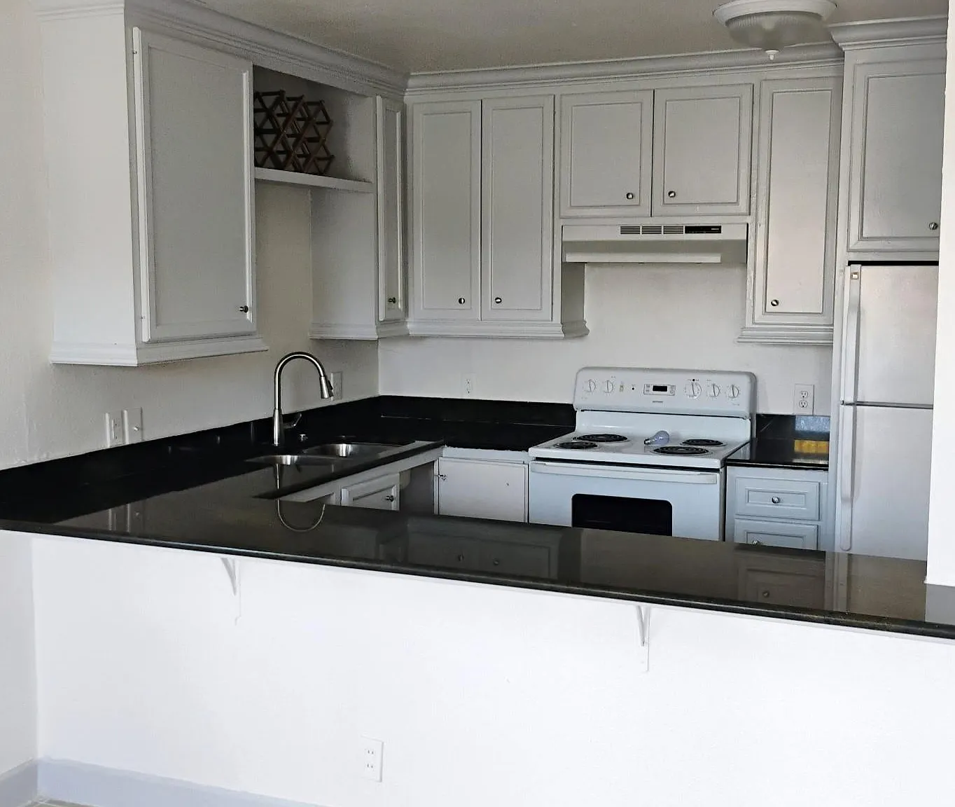 3002 Market St — Photo 1
