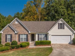 195 Camden Park Dr, Lawrenceville, GA 30046