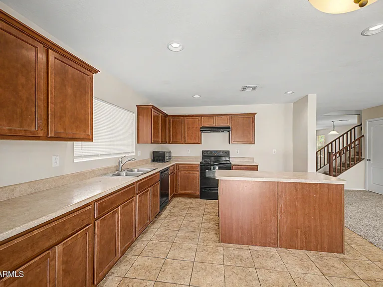 17118 N 184th Ln — Photo 11