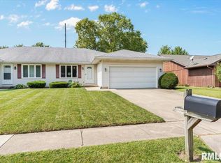 407 Bellerive Rd, Springfield, IL 62704