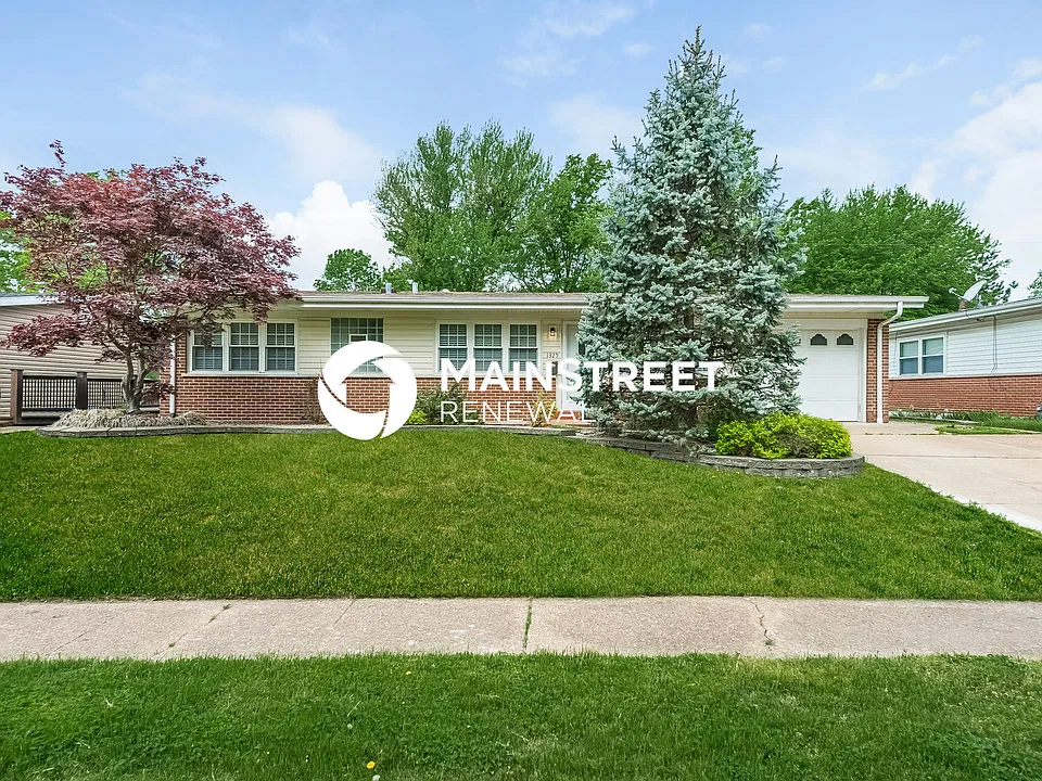 1325 Arlington Dr