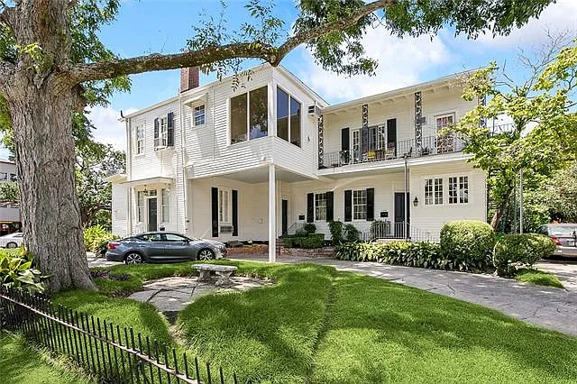 1 bed, 1.0 bath, 800 sqft, $1,800 — Photo 2