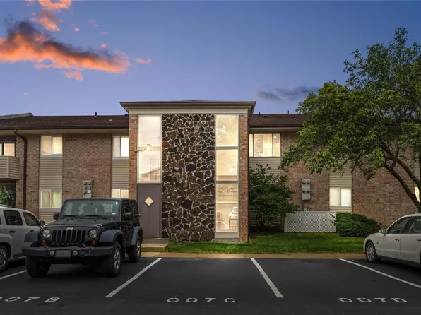 10007 Sakura Dr APT D, Saint Louis, MO 63128