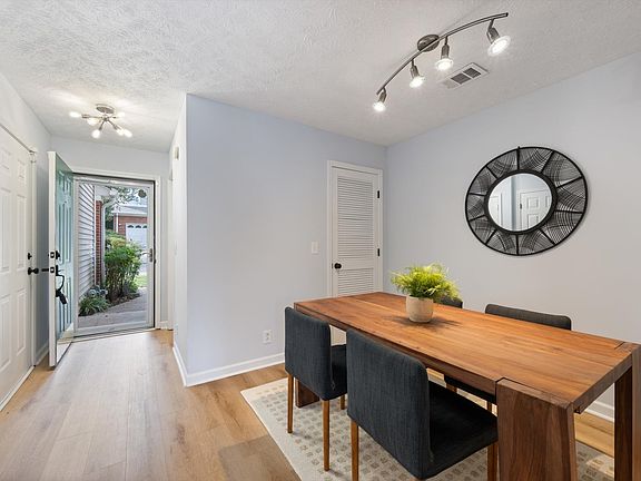 3rd image of 2138 Nashboro Blvd
