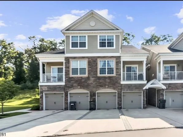 306 Waterview Ct, Cedar Knolls, NJ 07927