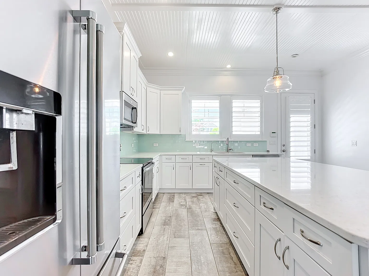 4 bed, 2371 sqft, $3,800 — Photo 2