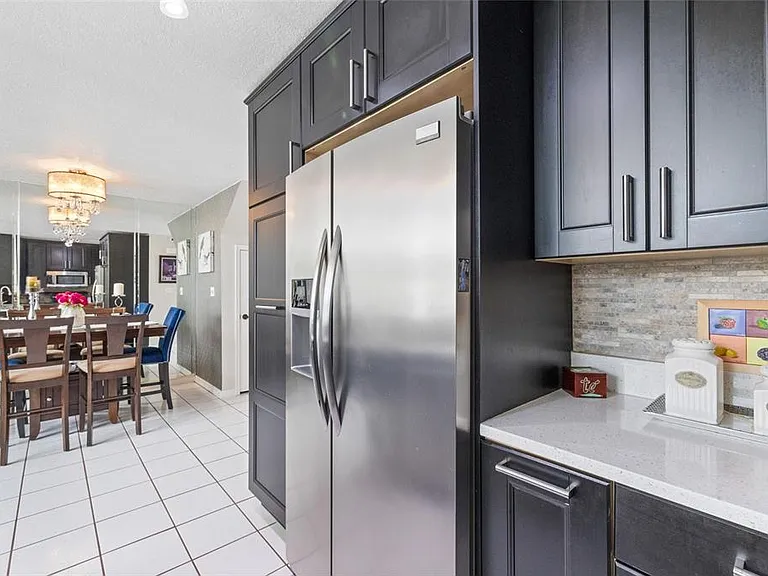 4265 Brentwood Park Cir — Photo 33