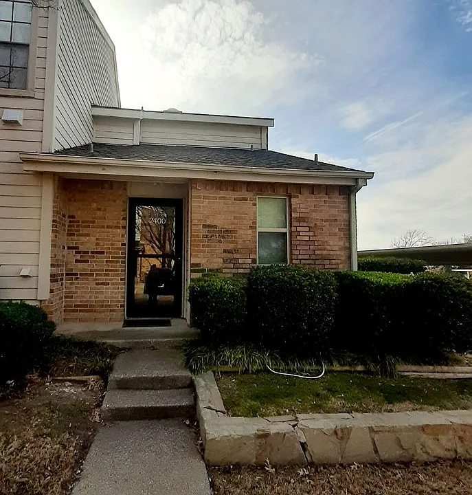 3635 Garden Brk #2400