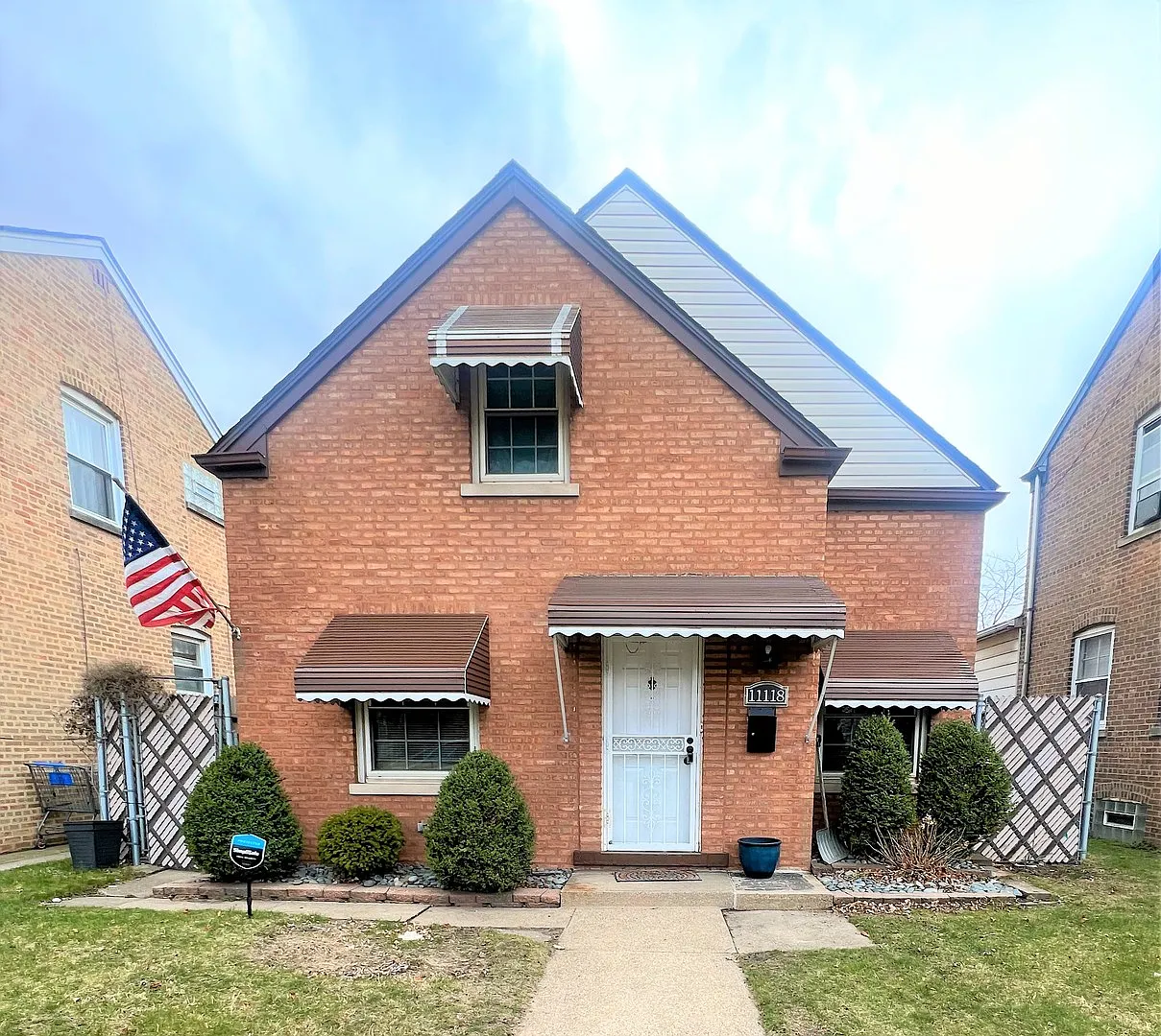 11118 S Avenue C photo 1