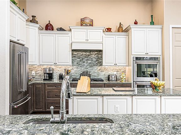 5th image of 1027 N Hunt Club Dr