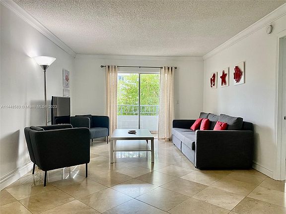 3rd image of 1610 Lenox Ave APT 216