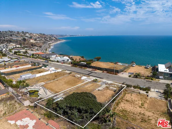 18341 Coastline Dr, Malibu, CA 90265