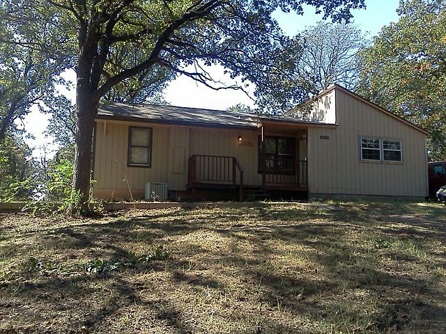 1st image of 18090 Clayton Cir