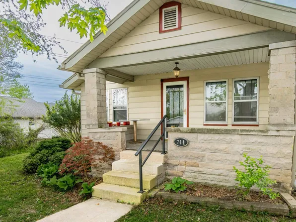 711 W Cherokee Dr, Bloomington, IN 47403