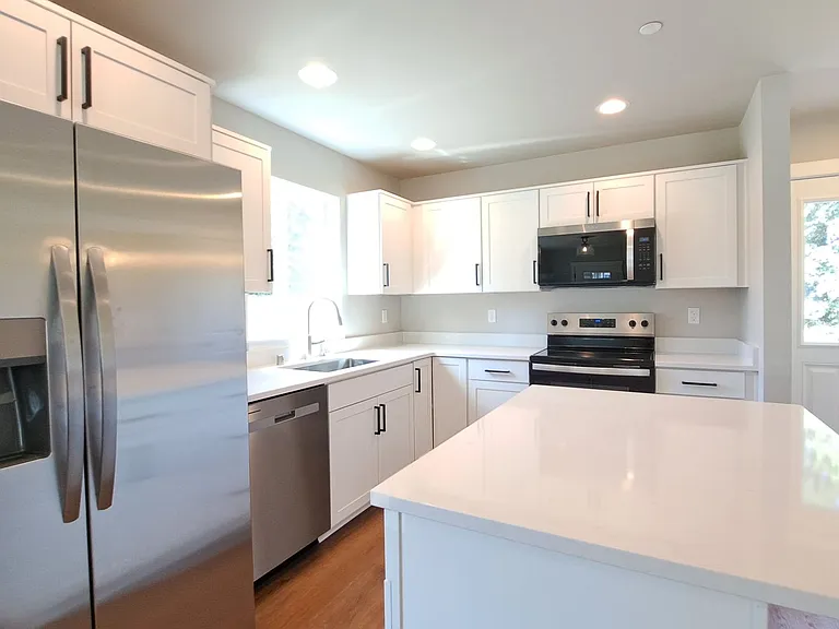 3111 E Camellia Way — Photo 10