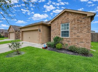 9443 Sky Blue Dr, Iowa Colony, TX 77583