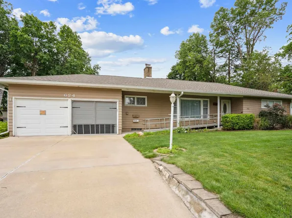 624 E Mitchell Ave, Waterloo, IA 50702
