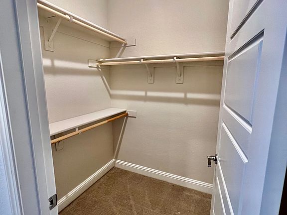 5th image of 422 Encinal Ave