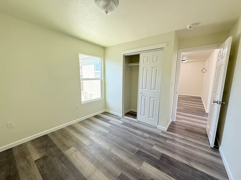 515 Union Ave — Photo 25