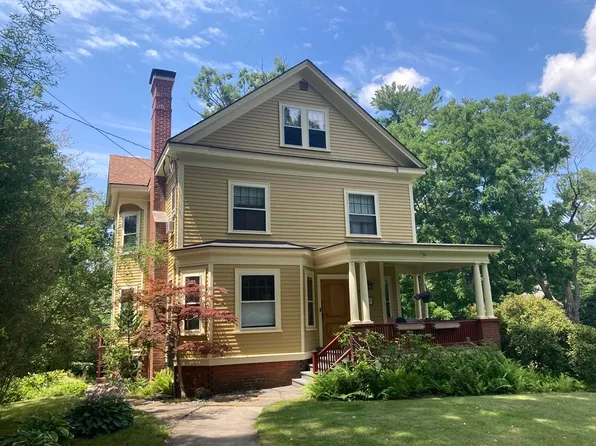 180 Lincoln Ave, Amherst, MA 01002