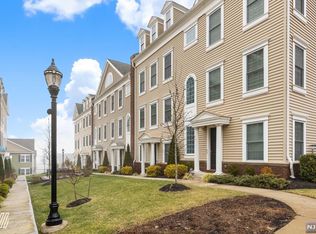 119 Roosevelt Dr, Wood Ridge, NJ 07075
