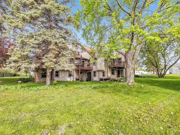 2558 Finger Rd, Green Bay, WI 54302
