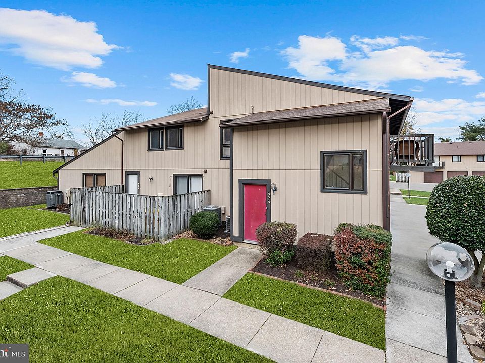 1st image of 474 Court