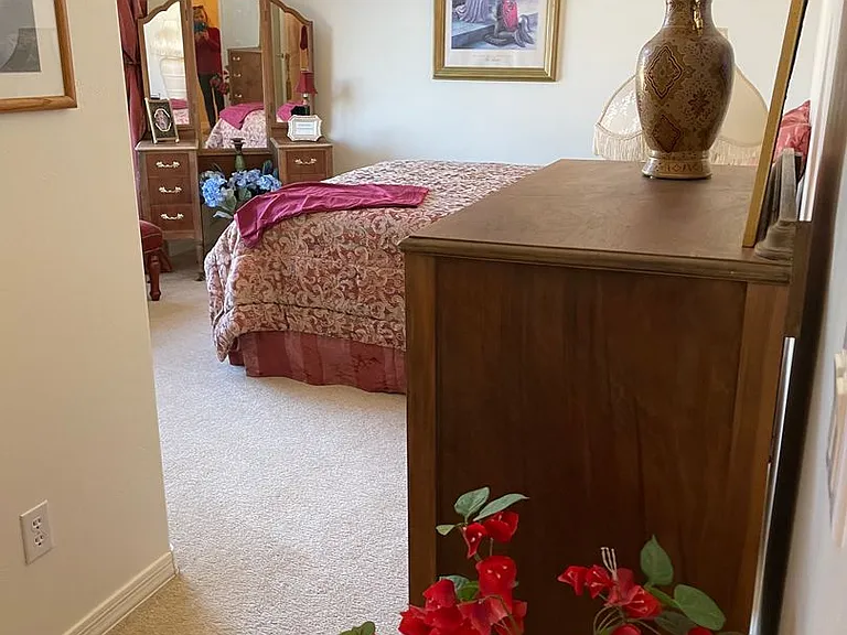 5715 E La Privada Dr — Photo 25