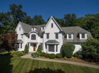 18 Belvedere Ct, Ridgefield, CT 06877