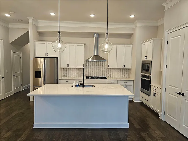 118 Batten Board Way — Photo 4