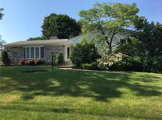 150 Brayton Ave, Cranston, RI 02920