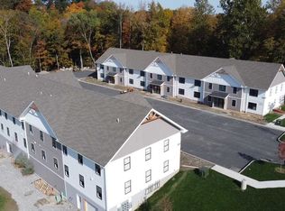 667 Sheafe Rd, Poughkeepsie, NY 12601