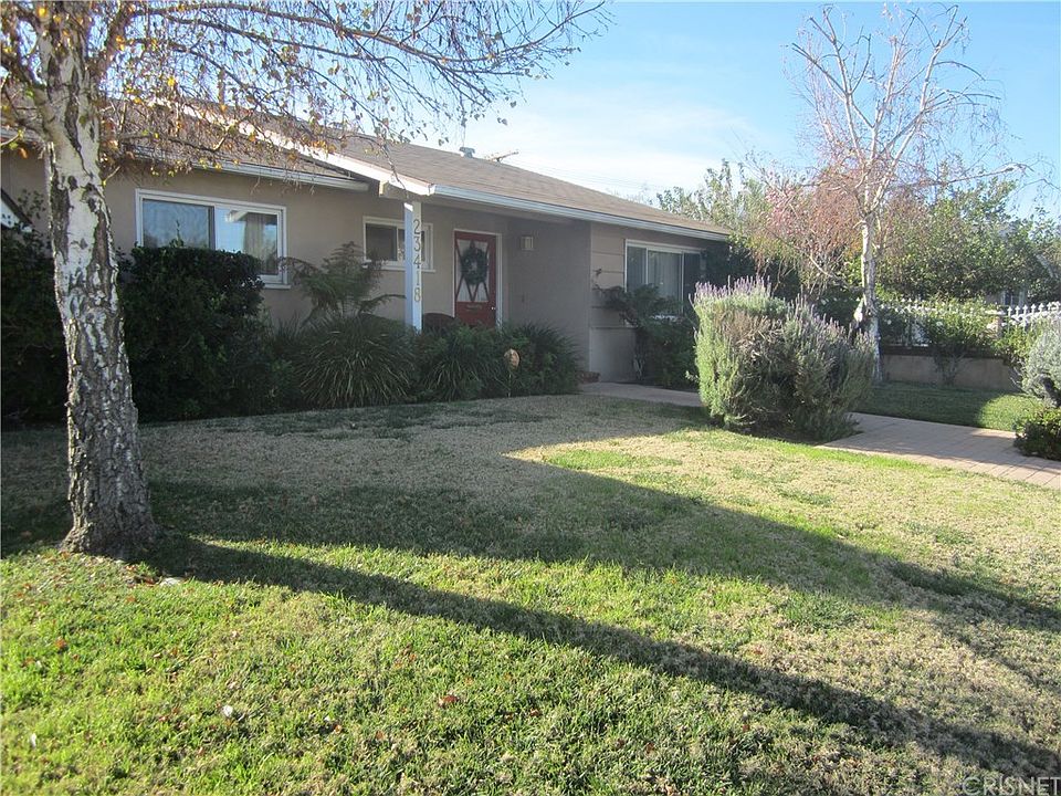 1st image of 23418 Vanowen St