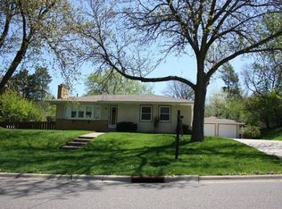 1818 Maryknoll Ave N, Maplewood, MN 55109