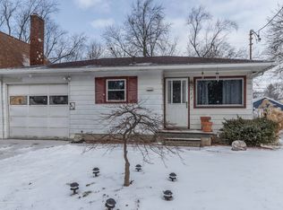 717 E Cavanaugh Rd, Lansing, MI 48910
