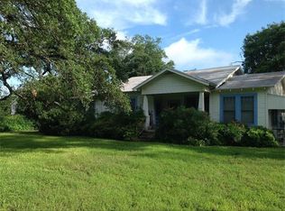 100 Old Fitzhugh Rd, Dripping Springs, TX 78620